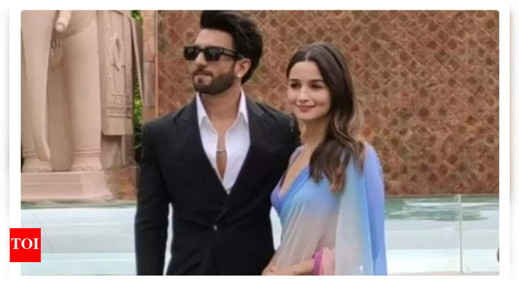 Alia Bhatt’s promotional sarees from RARKPK to be sold for a good cause: deets inside | Hindi Movie News