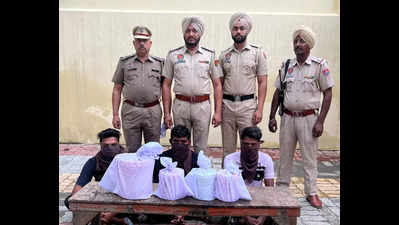Punjab Police arrest 3 drug smugglers, 12kg heroin recovered