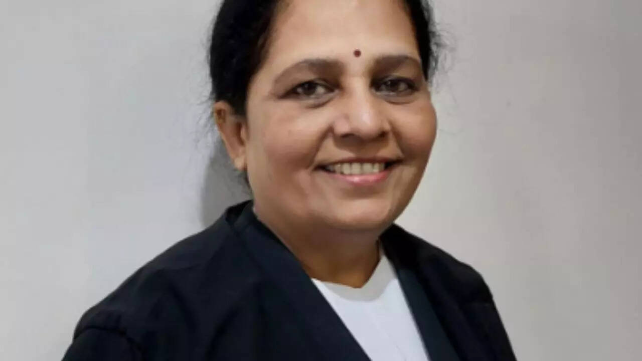 Picture of Manjusha Ajay Deshpande