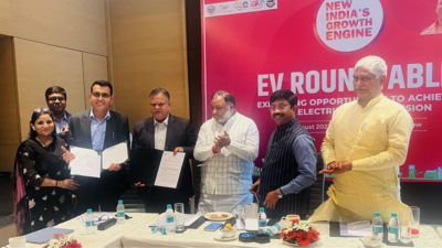 Uttar Pradesh Govt, Servotech sign MoU to manufacture DC fast chargers