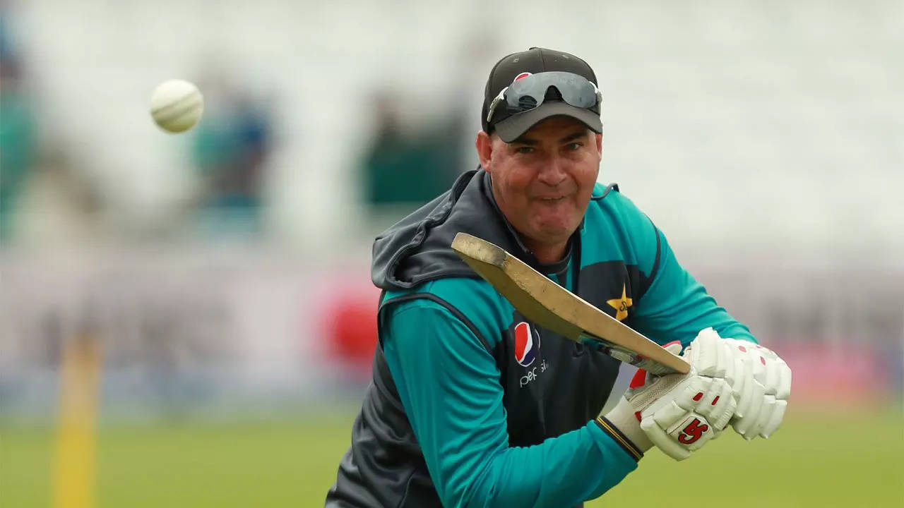 T20 World Cup 2021 - Mickey Arthur on Sri Lanka's future - To