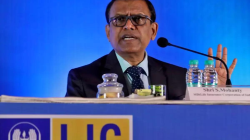 LIC chief: No loss in Adani investments