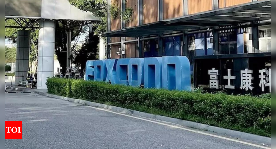 Foxconn beefs up investment in Telangana, to infuse another 0m – Times of India