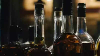 3,000 apply for liquor licences for 100 shops in Telangana's Shamshabad