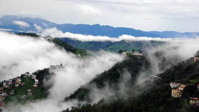 Heavy rains prompt closure of educational institutions in Himachal Pradesh