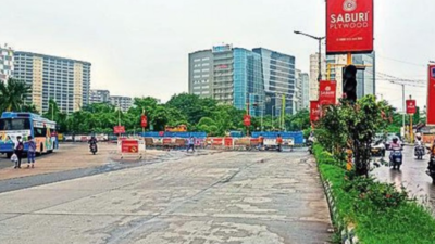 Traffic Diversions: Traffic Diversions Start At Technopolis | Kolkata