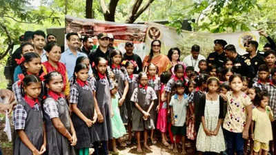 NSG Commandos and NGO celebrate I-Day by planting 5000 saplings in Navi Mumbai