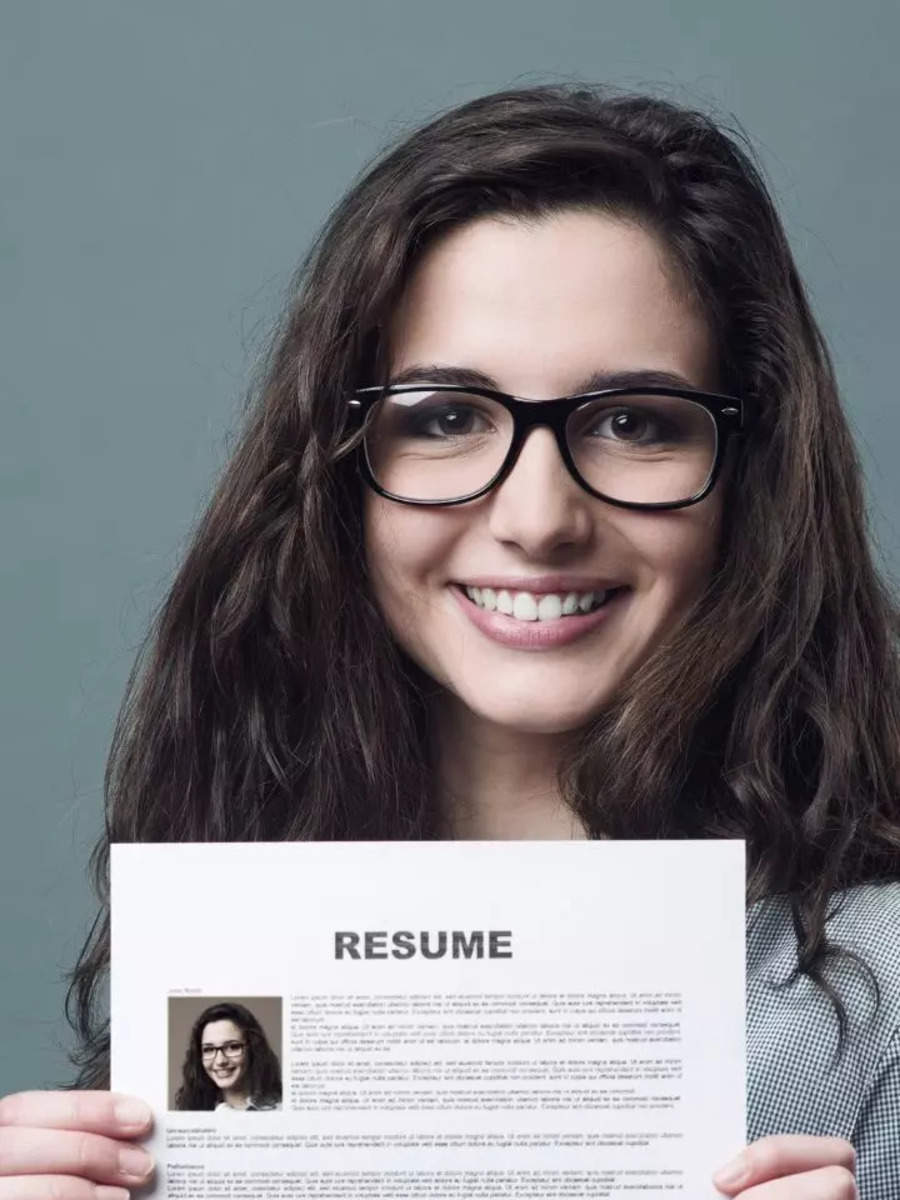 TOP Resume TIPS to grab a job in your dream company with whopping