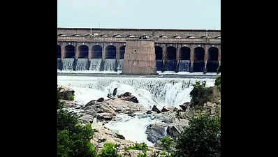 Karnataka steps up release of Cauvery River water to TN