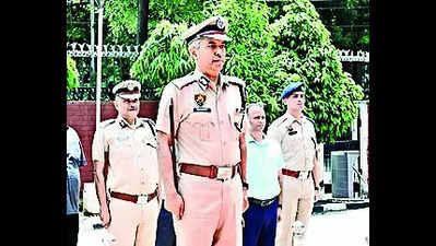 Shatrujeet Kapoor takes over as chief of Haryana Police