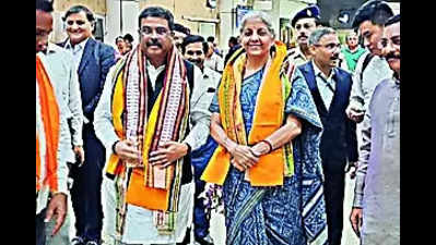 Nirmala, Pradhan to visit freedom fighter’s home