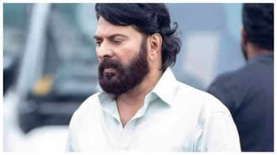 Mammootty’s latest click from ‘Abraham Ozler’ set goes viral!