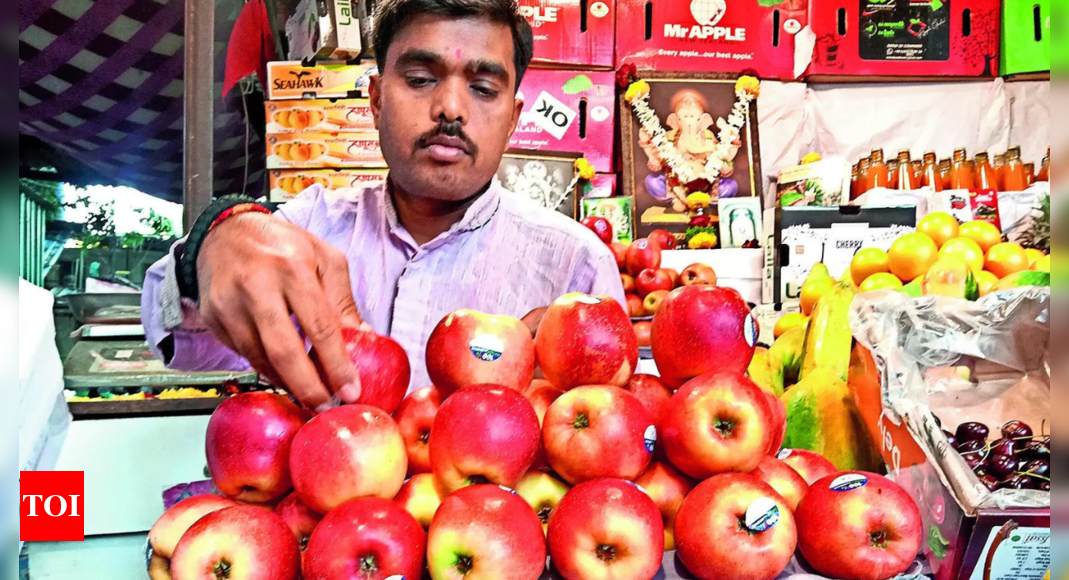 Himachal floods may up apple price by 20-25% | Pune News - Times of India