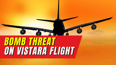 Breaking: Delhi-Pune Vistara flight gets bomb threat at IGI Airport, passengers deboarded