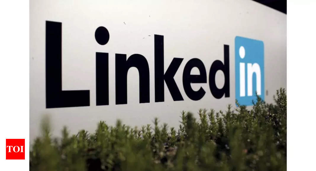 Hackers taking over LinkedIn accounts in widespread hijacking campaign: Report