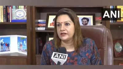 'If Priyanka Gandhi contests Lok Sabha polls from Varanasi...': Priyanka Chaturvedi