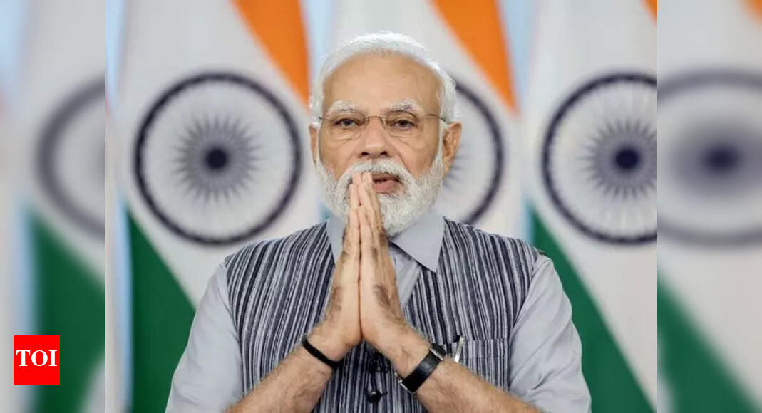 Ladakh: PM Modi condoles death of Army personnel in Ladakh accident ...