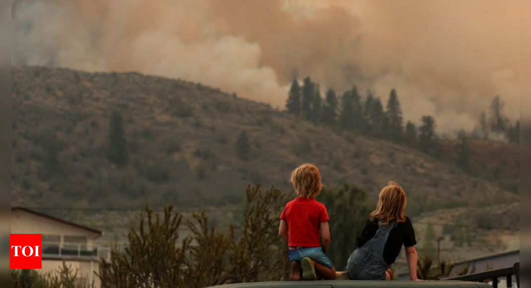 Medical Lake: 1 dead, 185 structures destroyed in eastern Washington wildfire