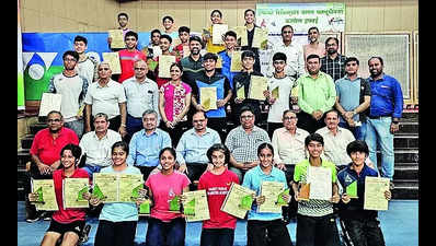 Seeds shine at Gandhinagar badminton meet