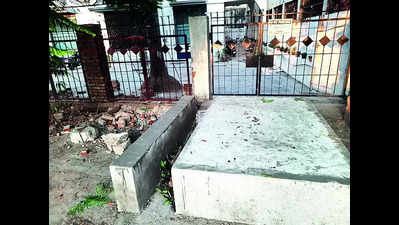 Resident flags ‘encroachment, hazard’ in name of Smart City