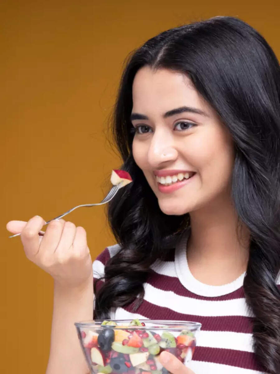 10 collagen rich foods that can make you look younger than your real