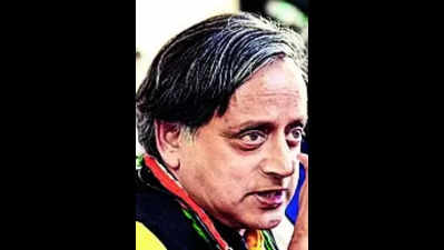 Tharoor inducted into CWC, no elevation for Chennithala
