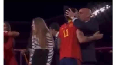 Spanish football federation president kisses World Cup star, sparks outrage among netizens