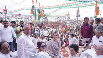 Kiran Choudhry and Kumari Selja hold rally in Bhiwani against property ID