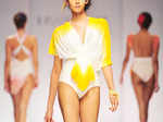 WIFW'11: Day 2: Urvashi Kaur