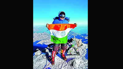Kolkata professor climbs Europe’s highest peak, Mt Elbrus