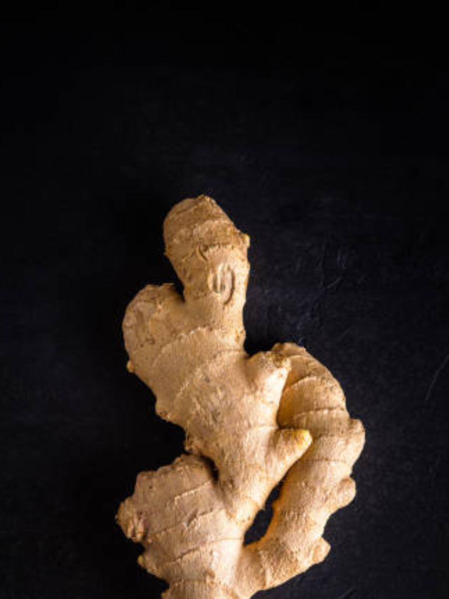 ​Is ginger price pinching your pocket? THESE spices can replace it in your tea​ - Vimarsana News