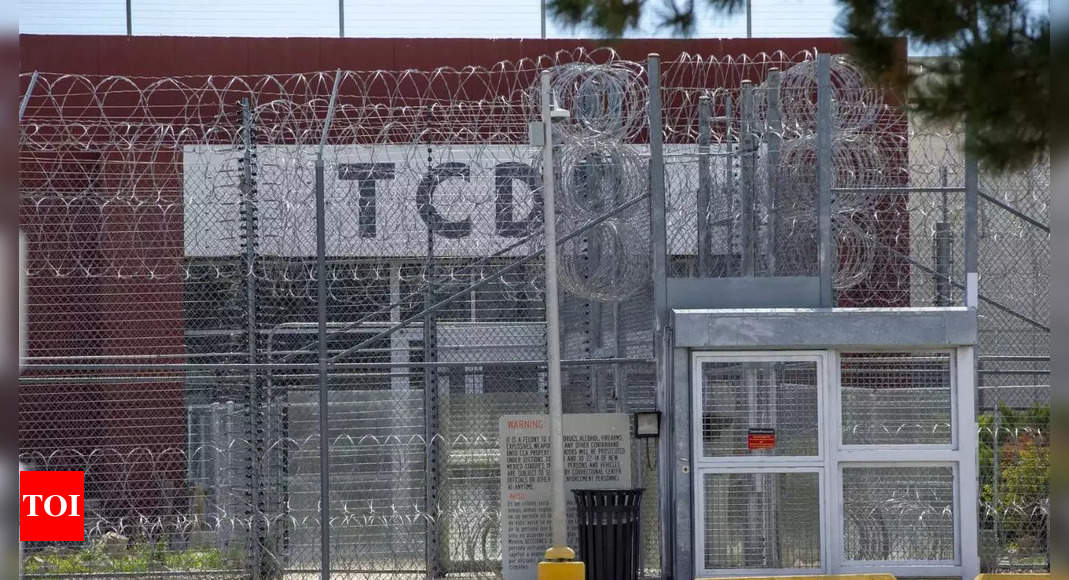 Mexique : des demandeurs d’asile sont placés en vue d’être rejetés dans un centre de détention du Nouveau-Mexique, selon des groupes de défense des droits