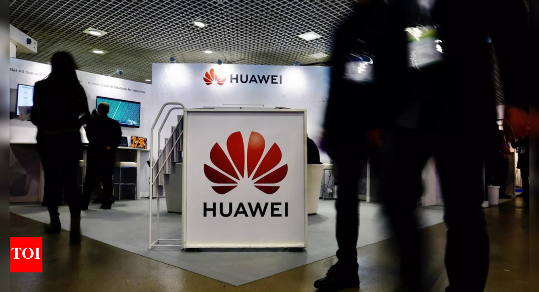 Huawei Technologies: Huawei is building secret network for chips, trade ...