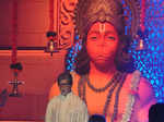 Bachchans launch 'Hanuman Chalisa' album