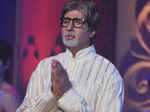 Bachchans launch 'Hanuman Chalisa' album