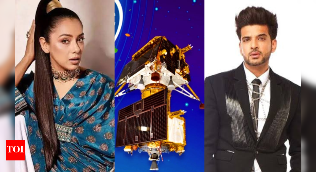 Chandrayaan-3 lands on moon, TV actors Rupali Ganguly, Karan Kundrra ...