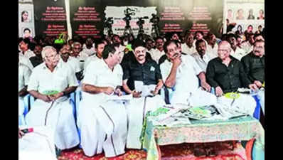 DMK hunger stir held in Madurai