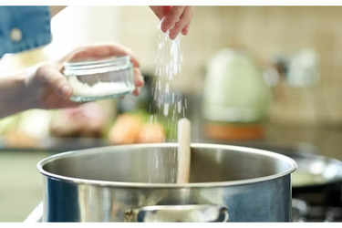 Bringing back the Matka: Why clay pot water is the healthiest - Times of  India