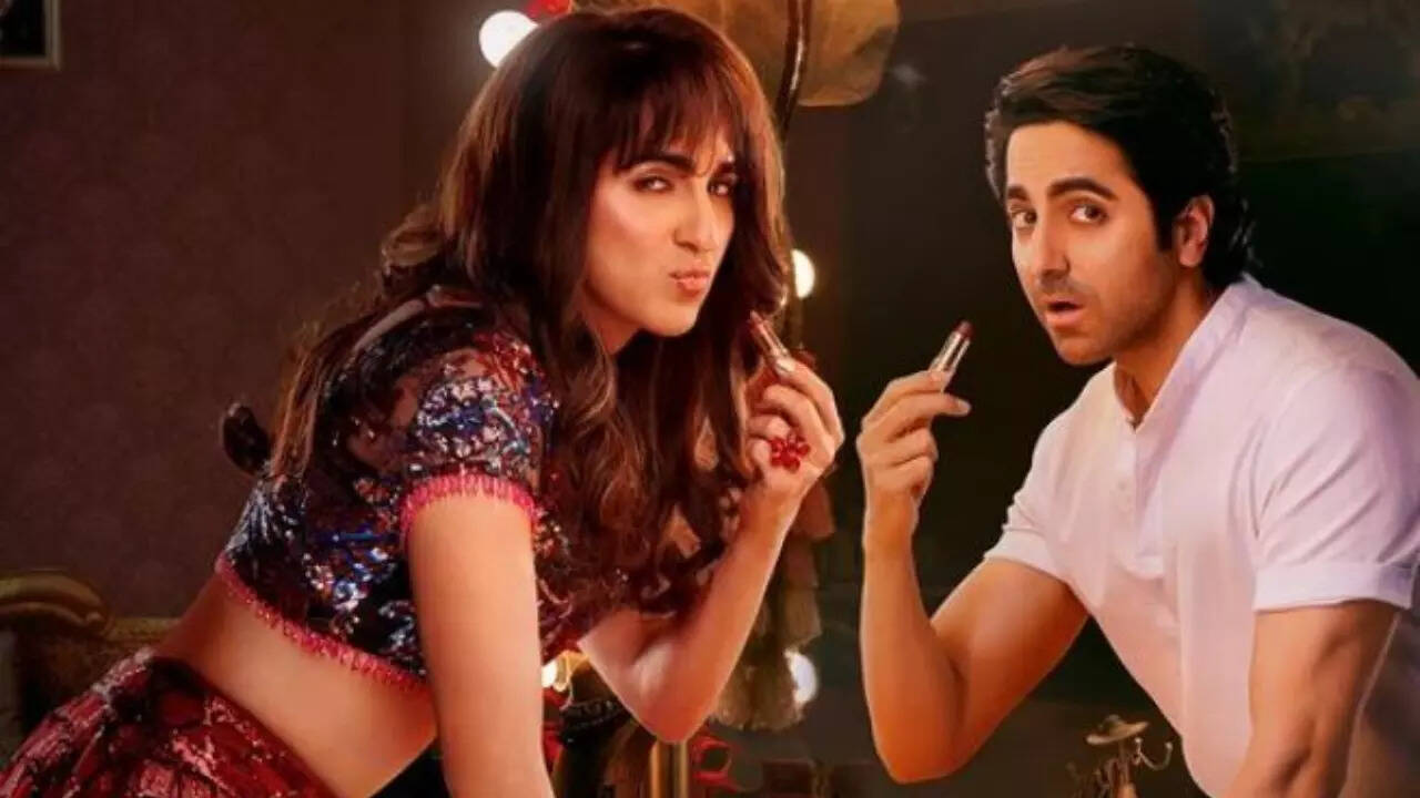 Ayushmann Khurrana, Ananya Panday starrer 'Dream Girl 2' takes a decent start at the box office | Hindi Movie News - Times of India