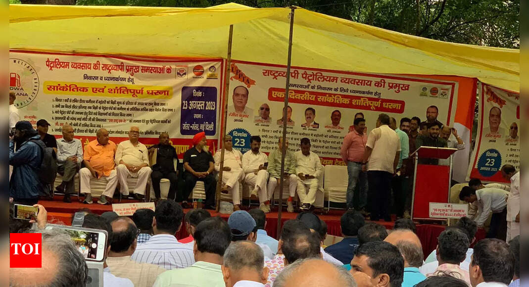 Petrol pump owners petition govt, seek removal of VAT and revision of