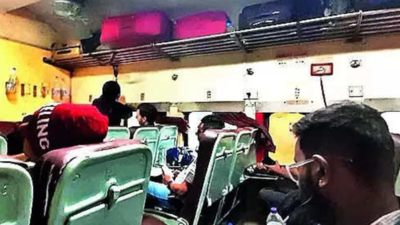 Passengers fume after old AC rake replaces snag-hit NJP Vande Bharat