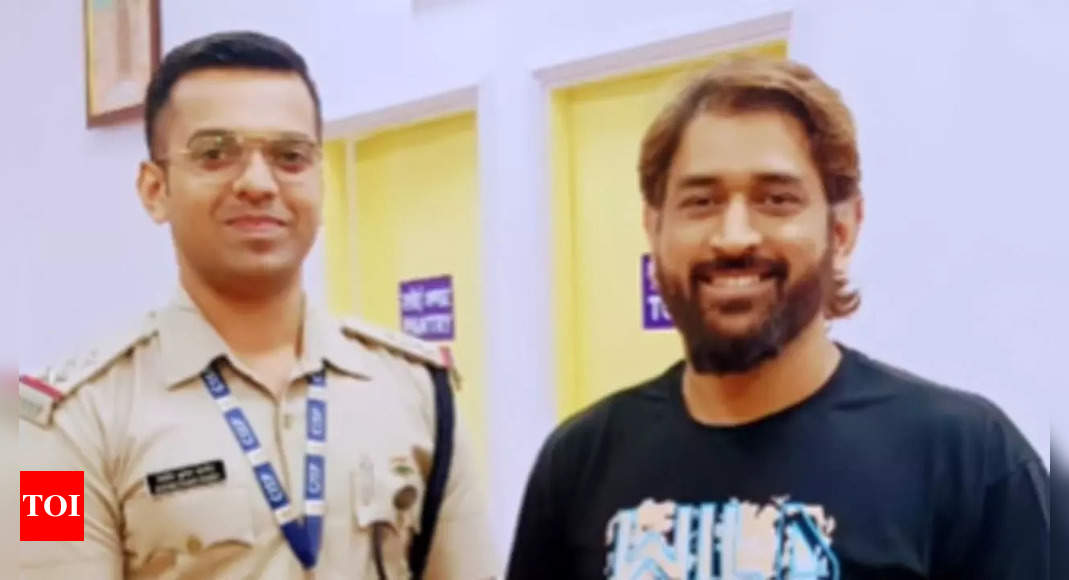 ‘Meeting MS Dhoni was …’: CISF officer’s ‘next-level experience’ with legend | Cricket News – Times of India