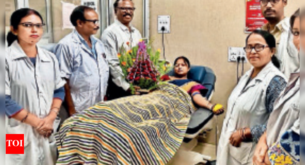 Homemaker's rare blood to save pregnant woman | Kolkata News - Times of ...