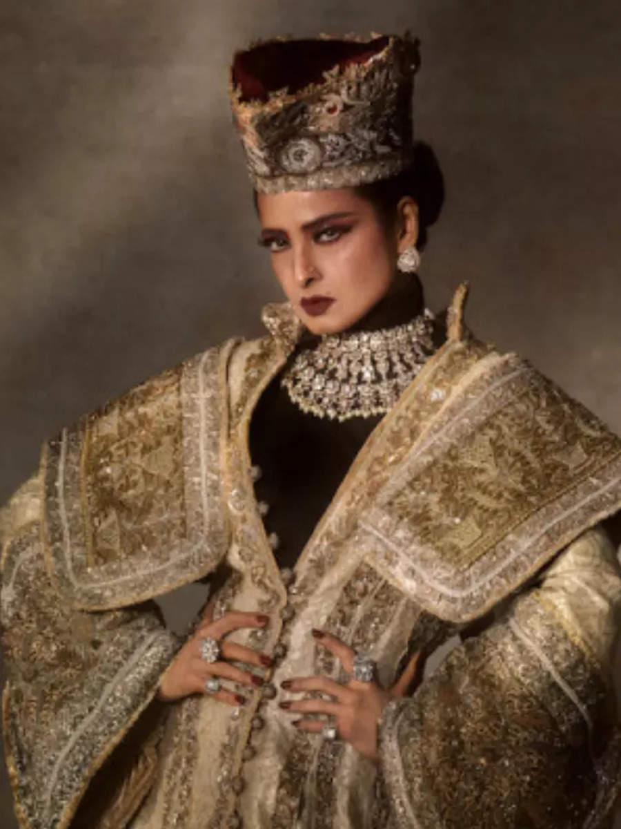 The Secrets Behind Rekha’s Timeless Beauty | Times Of India