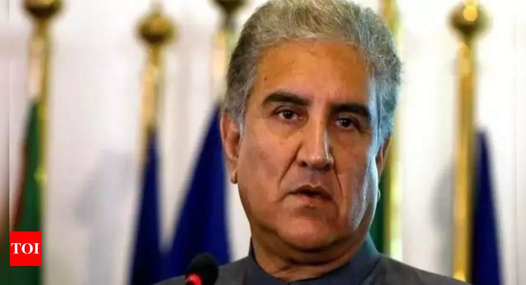 Cipher case: Pakistan’s special court extends ex-foreign minister Qureshi’s physical remand by 2 days – Times of India