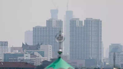 Indonesia sanctions 11 industrial firms over Jakarta pollution spikes