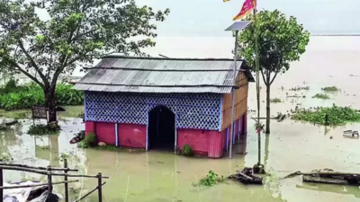 Assam floods worsen, 1.9 lakh hit in 24 hours