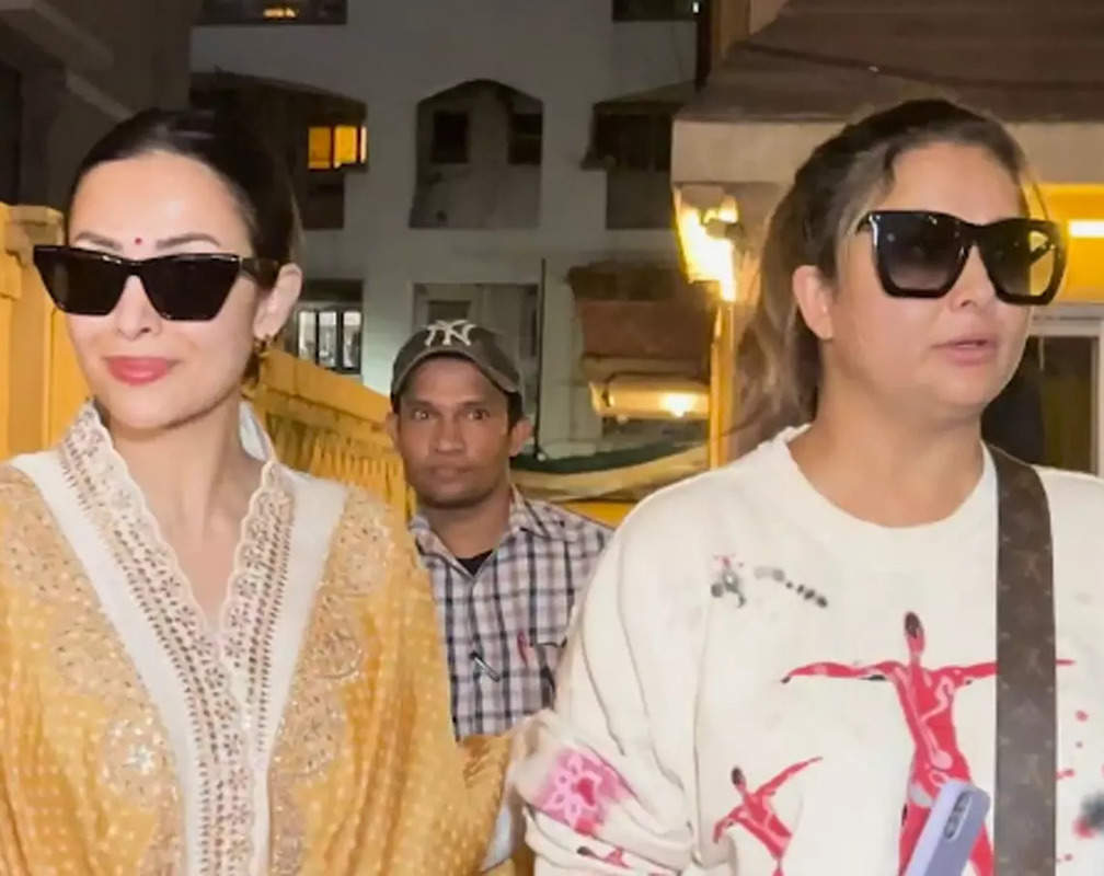 
Malaika Arora ditches her glam WESTERN look, gets spotted in a traditional attire; actress' CUTE little BINDI steals limelight
