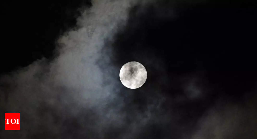 How Rare Is the 'Super Blue Moon' Appearing in Skies Later This