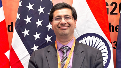 Indian diaspora can build bridges between various countries and India, says executive director of Indiaspora